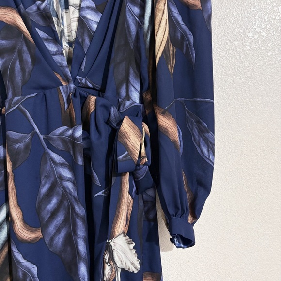 Johanna Ortiz‎ Reino Vegetal Printed Wrap Midi Dress in Blue Floral - Picture 6 of 9
